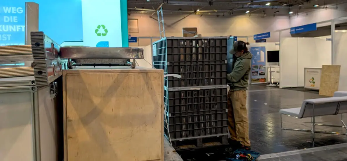 Experienced Build-up Teams for Trade Exhibition Stands Staff Placement Agency Germany